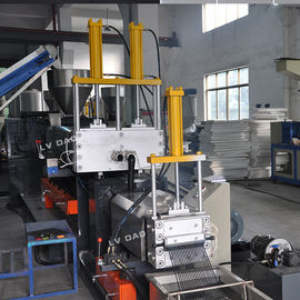 300 - 450kg/H escogen voltaje modificado para requisitos particulares máquina de reciclaje plástico de los PP del tornillo